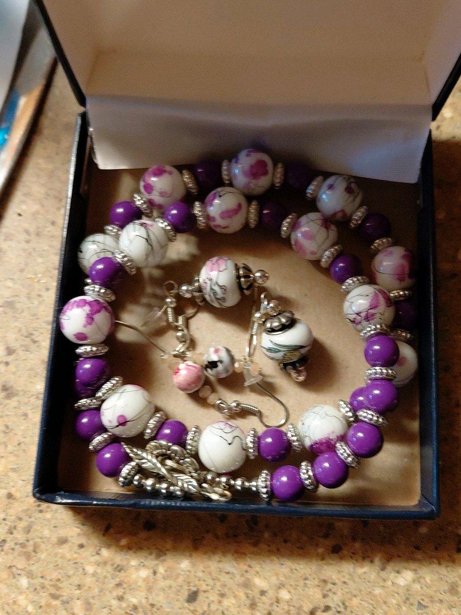 Artisan purple and white floral glass beads set