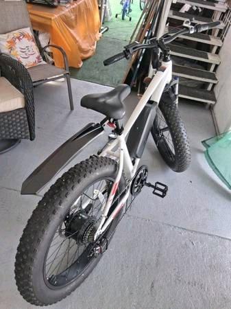 EBike New Ebike fully loaded w NEW Charger Front back water