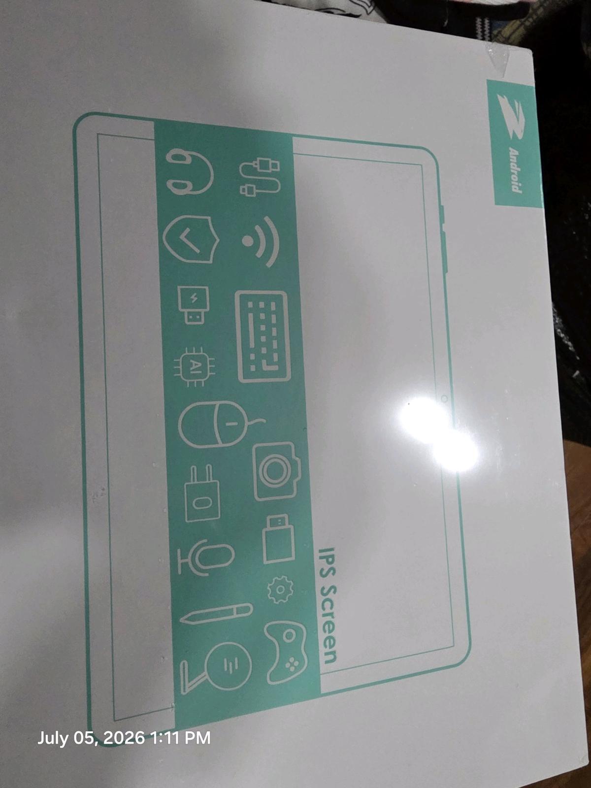 11 inch Android 16 tablet with all accessories