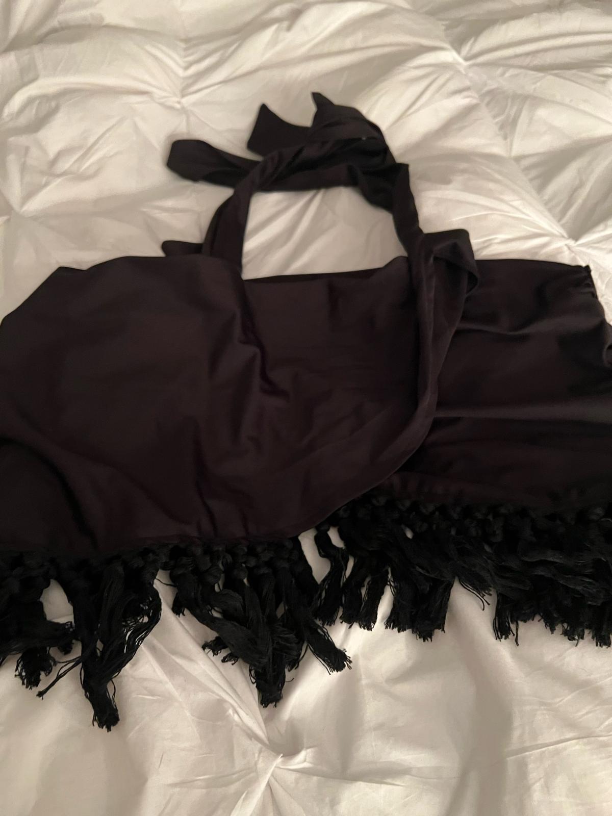 womens black bareback top like new size lg