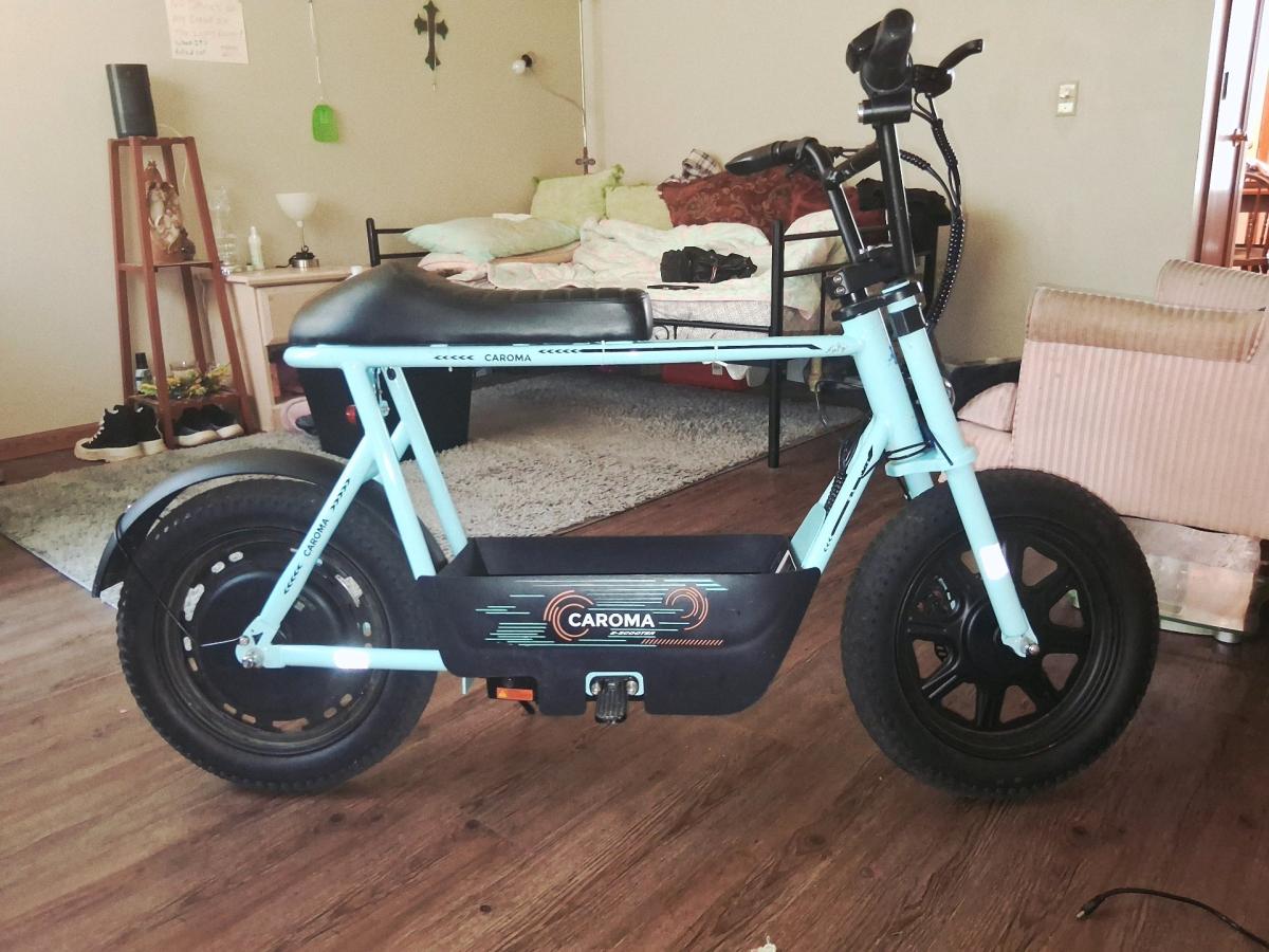 caroma D2 electric scooter