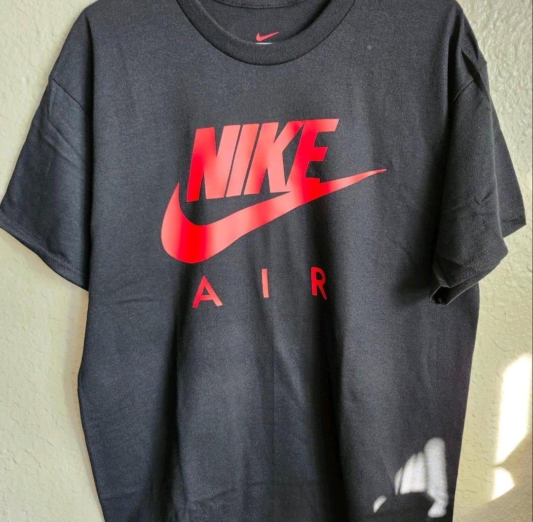 NIKE Tshirt