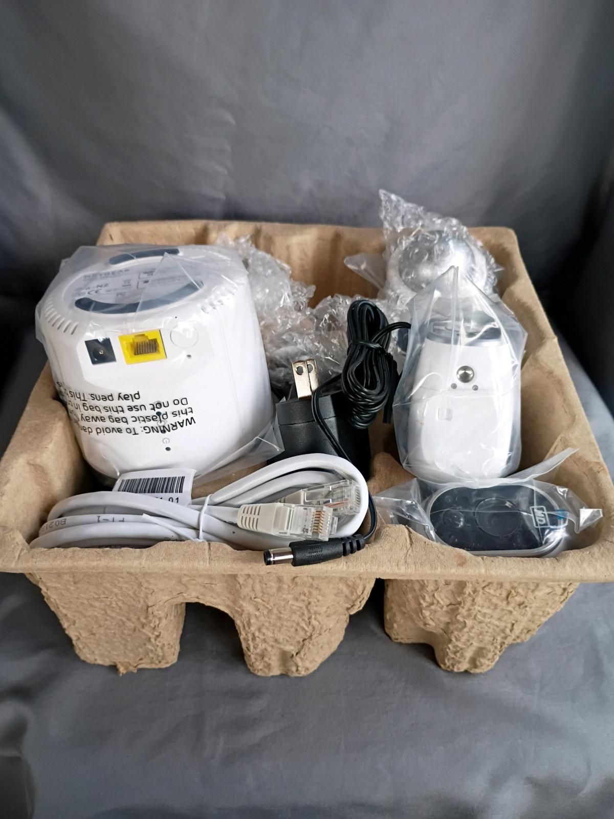 Netgear Arlo 4 WireFree HD Security Camera System VMS3430