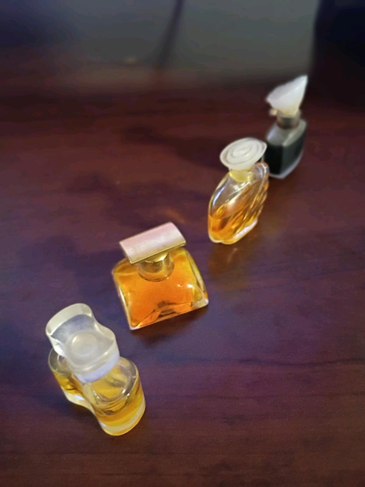 antique estee Lauder perfume bottles with perfume