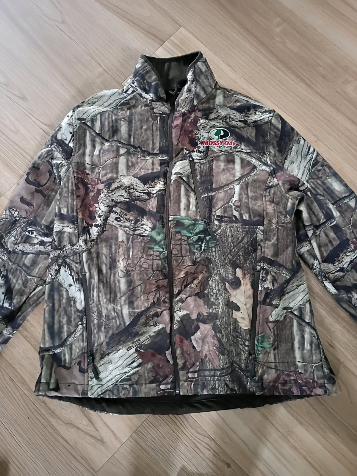 lots of hunting gear send me an offer