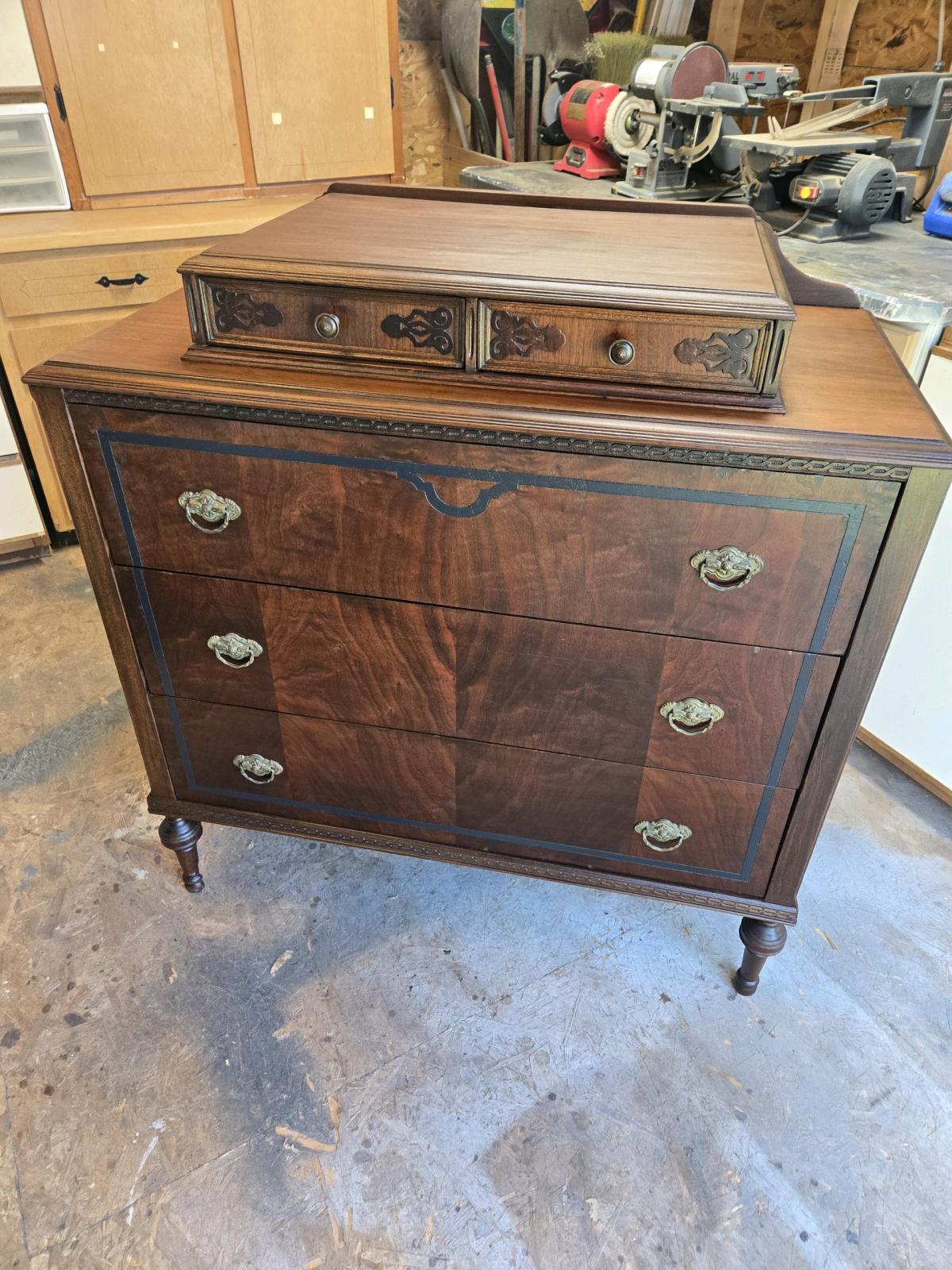 1920s antique 5 drawer dresser in excellent condition