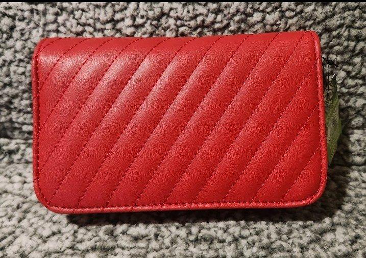 Badgley Mischka Ruby Red  2 Way ClutchCrossbody Bag