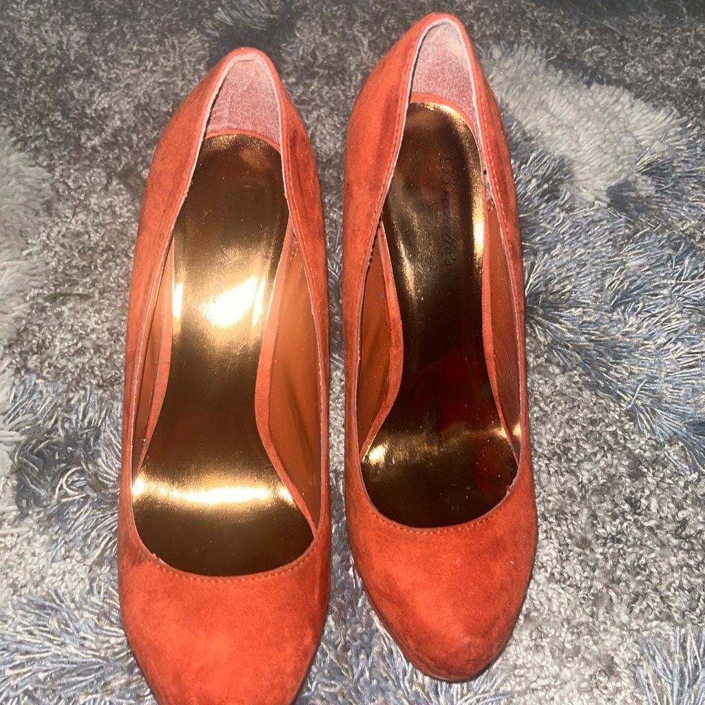 breckelles heels