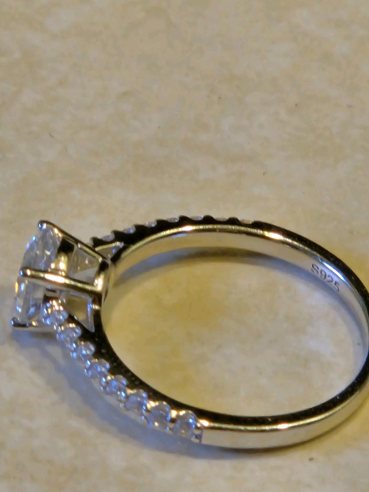 Sparkling Sterling Silver Moissanite Engagement Ring 095 CT