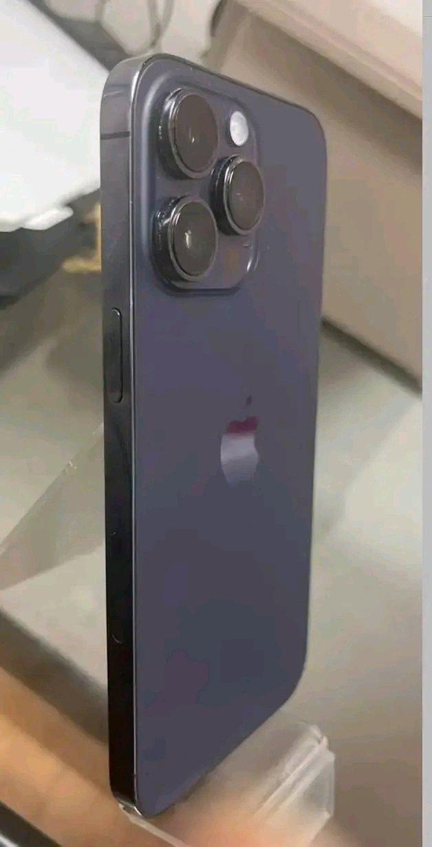 Unlocked iPhone 14 pro Max 128GB