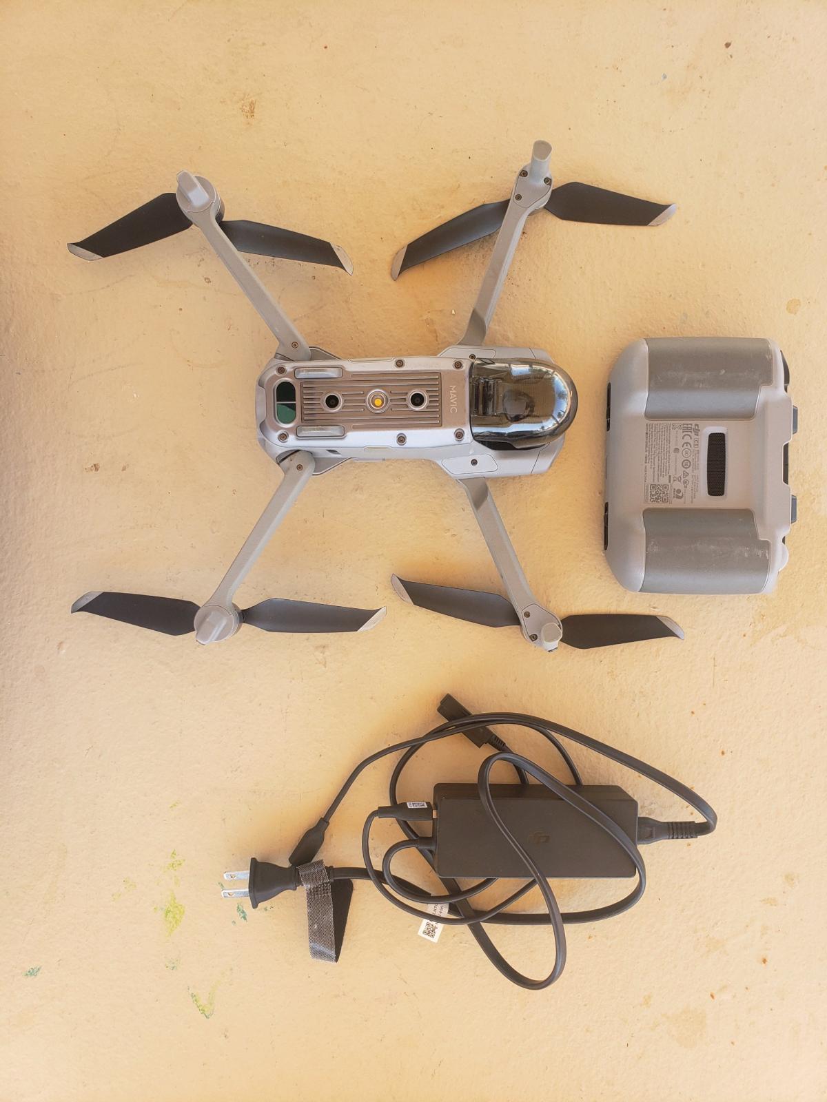 DJI MAVIC AIR 2 Carry bag and controller