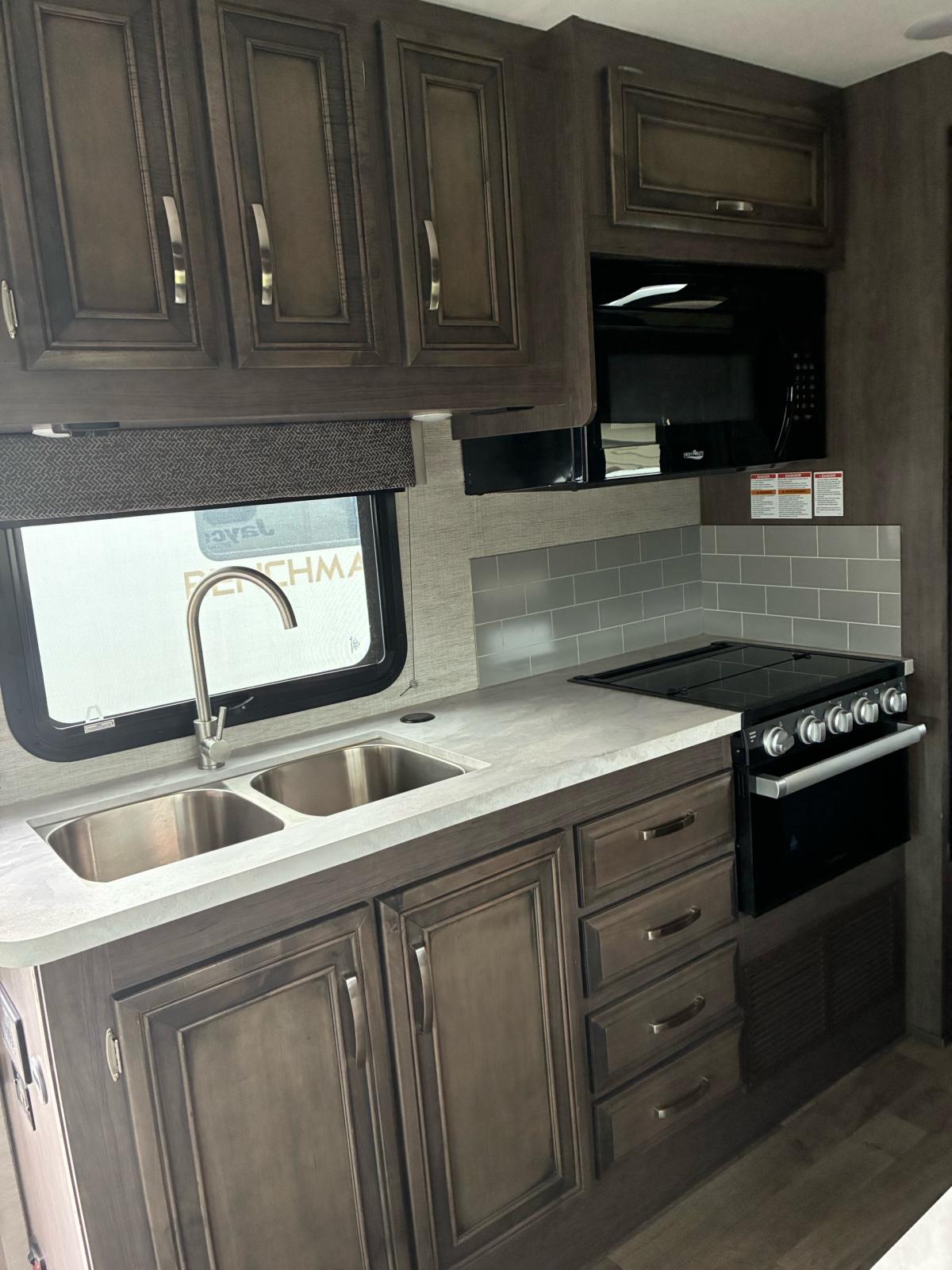 2023 Jayco Redhawk 24B