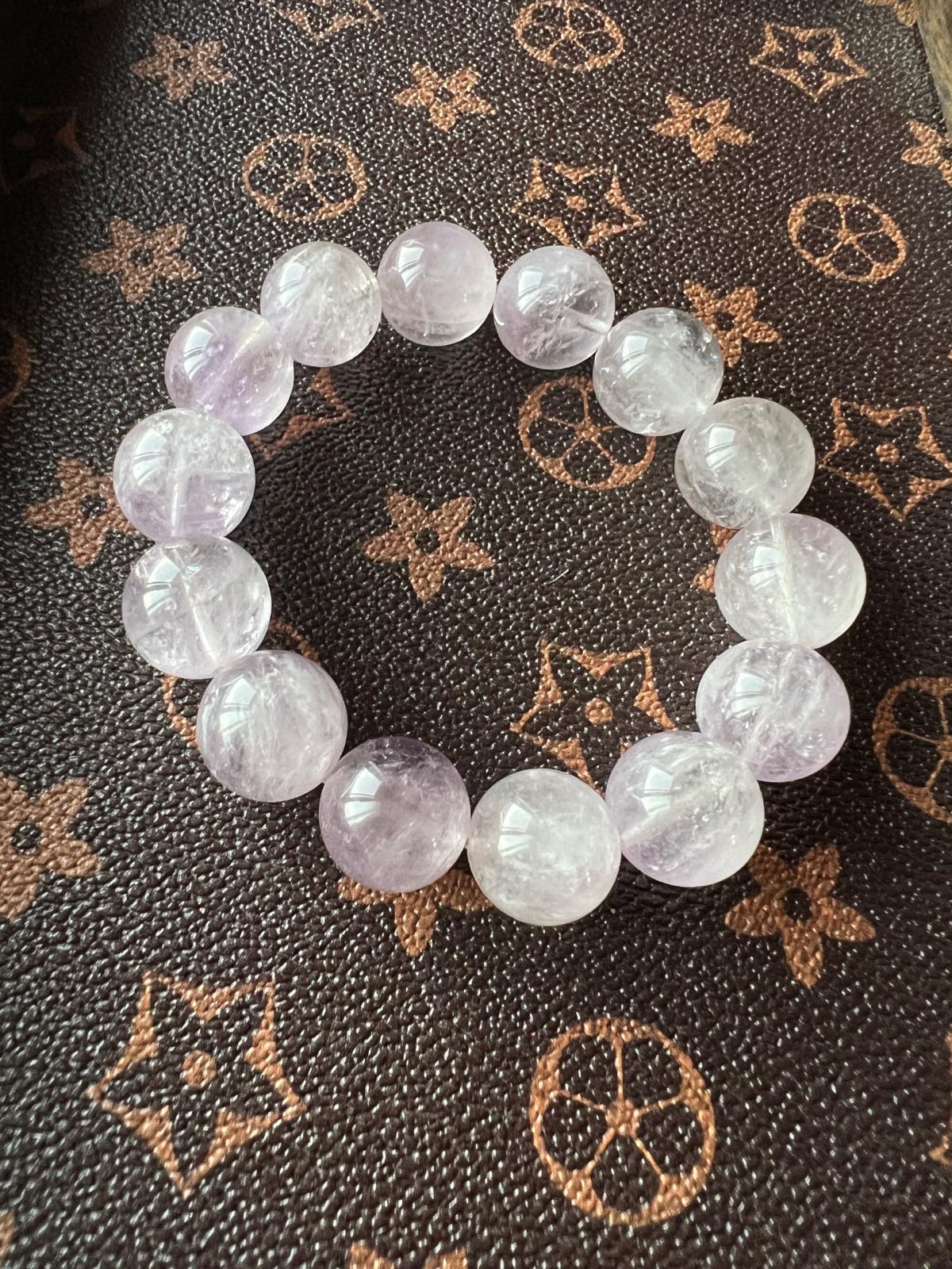 18mm Oily Haze Lavender Amethyst Bracelet Natural Mist Pale
