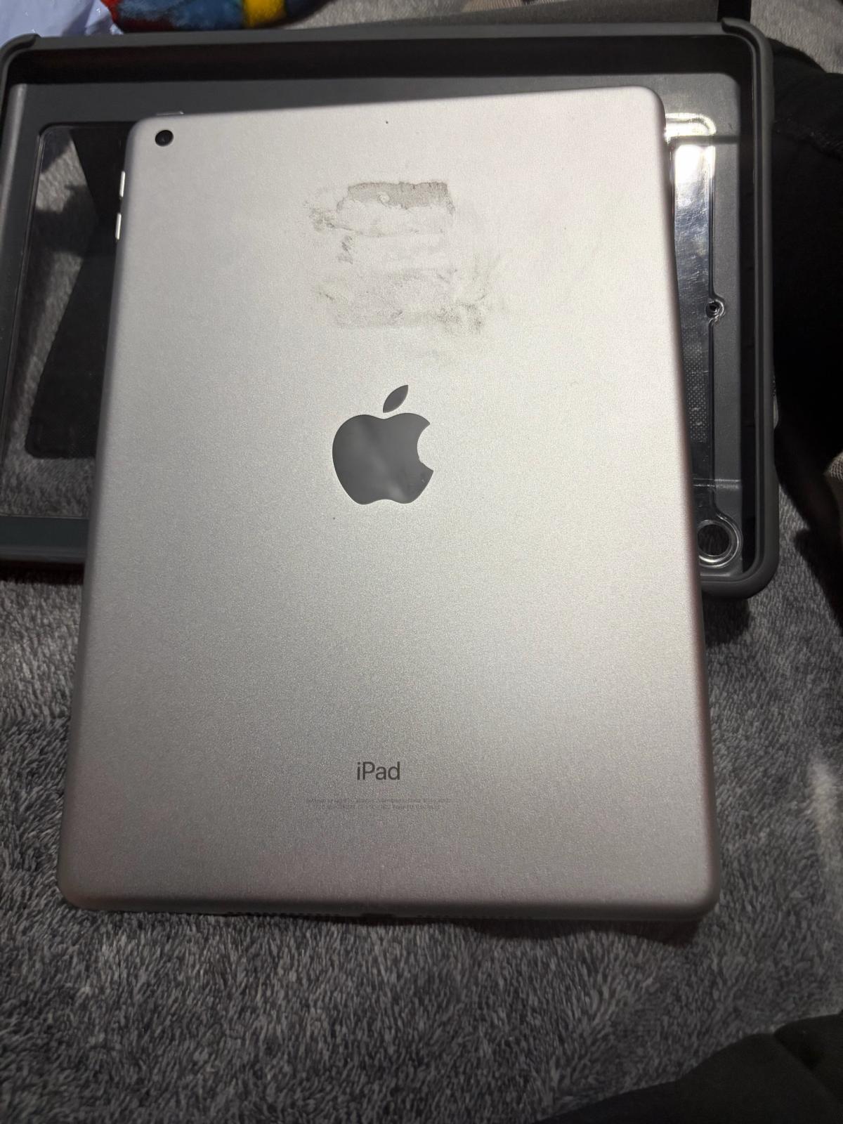 Apple 5th generation iPad