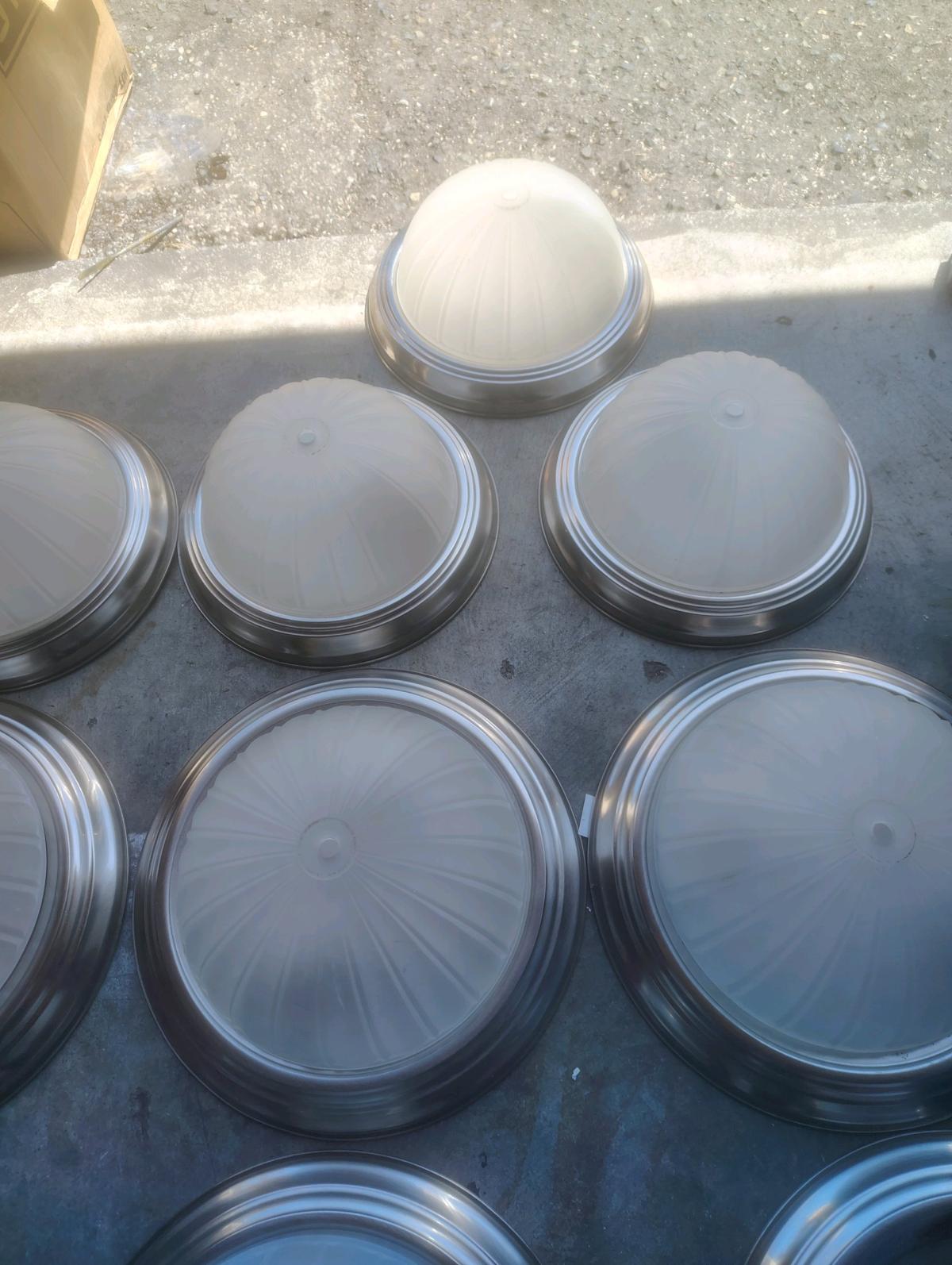 ate like new dome feeling lights Great shape