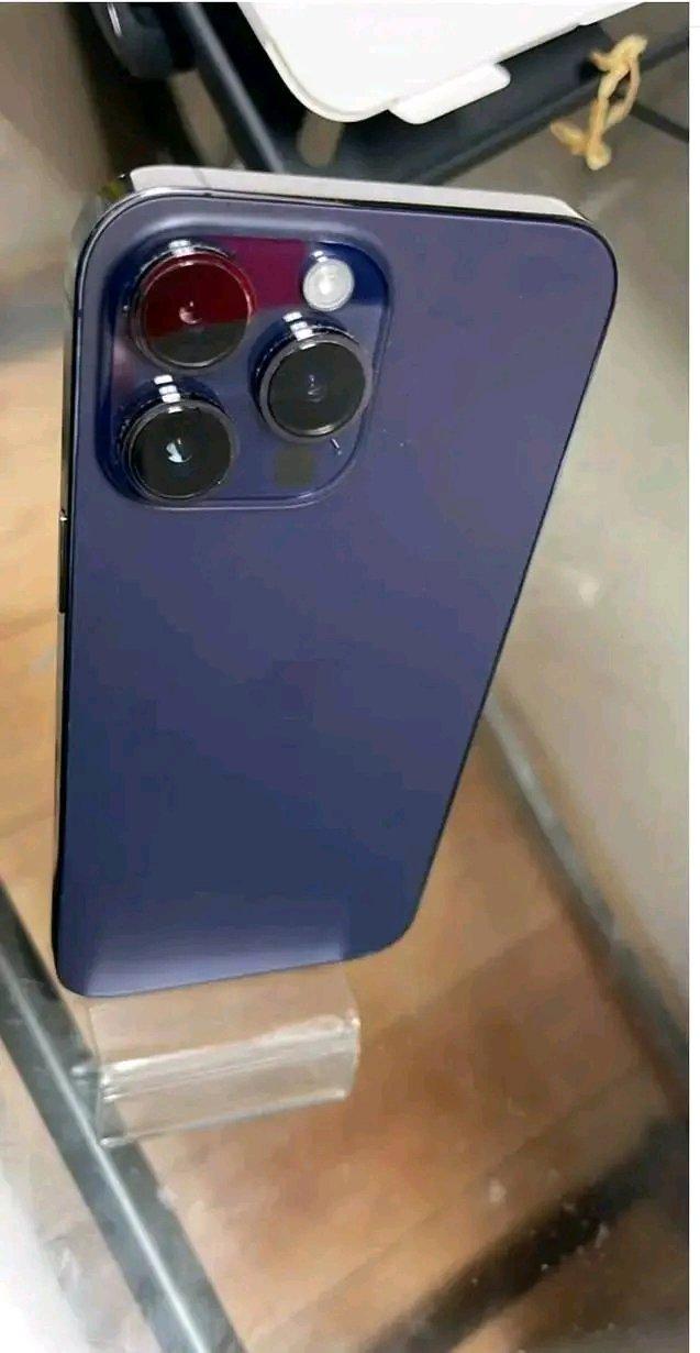 Unlocked iPhone 14 pro Max 128GB