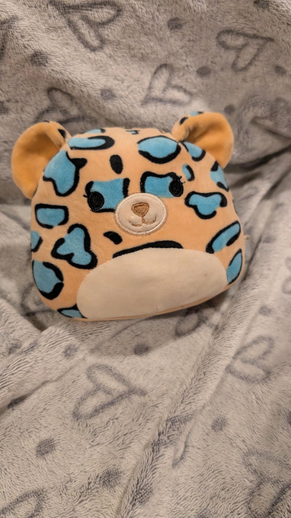 mini reversible squishmallow lion and cheetah