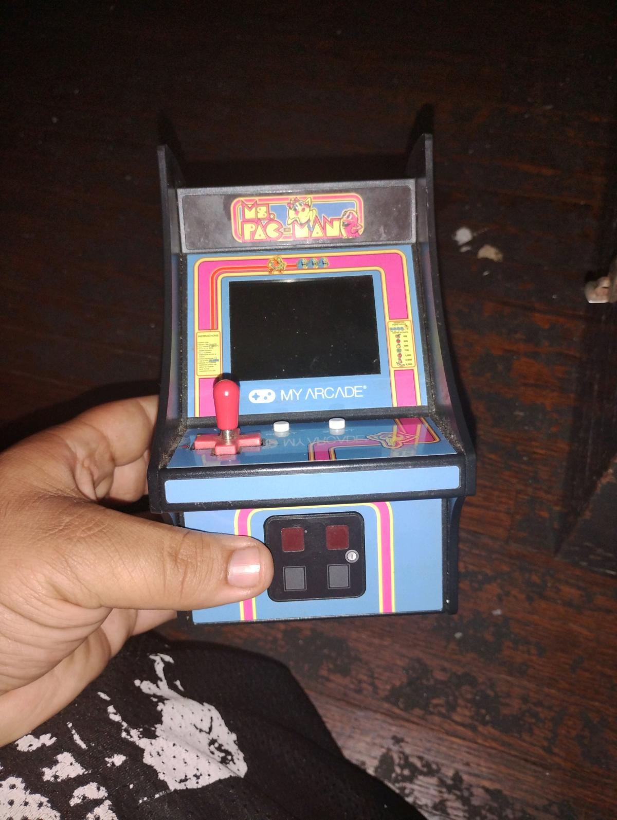 Mrs pacman mini arcade game