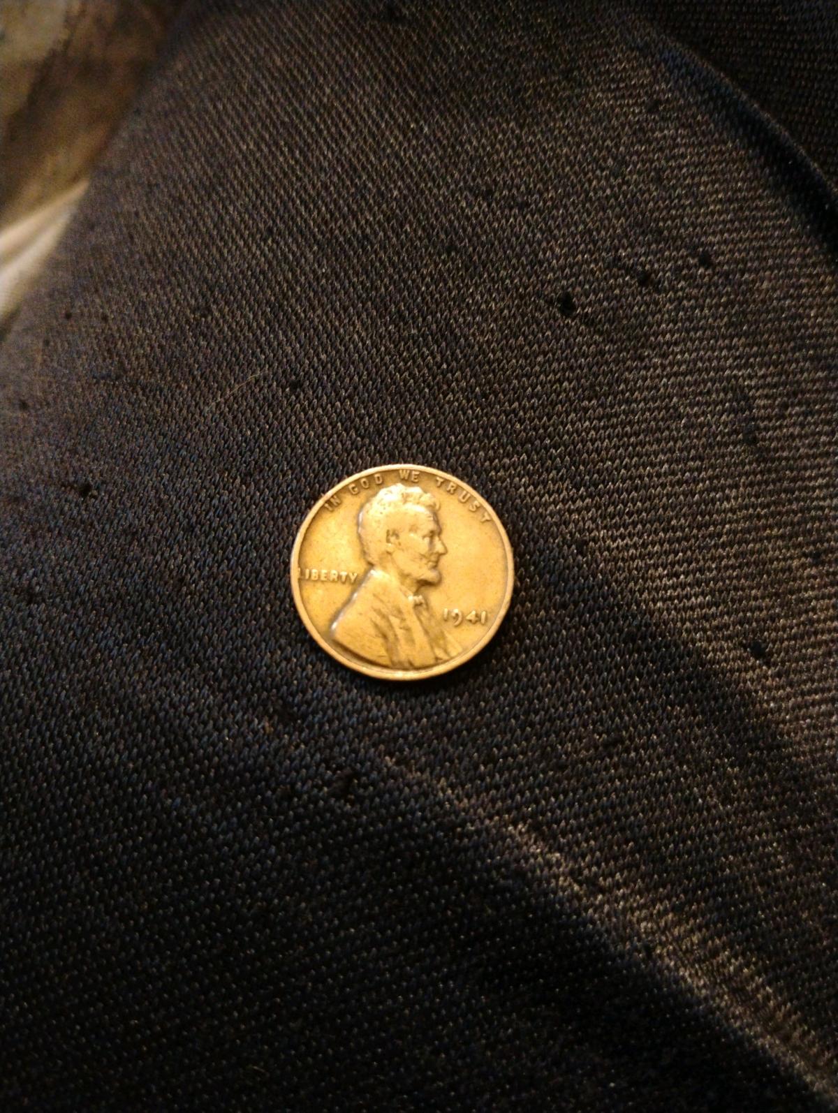 1941 no mint wheat Penny with a stamping error