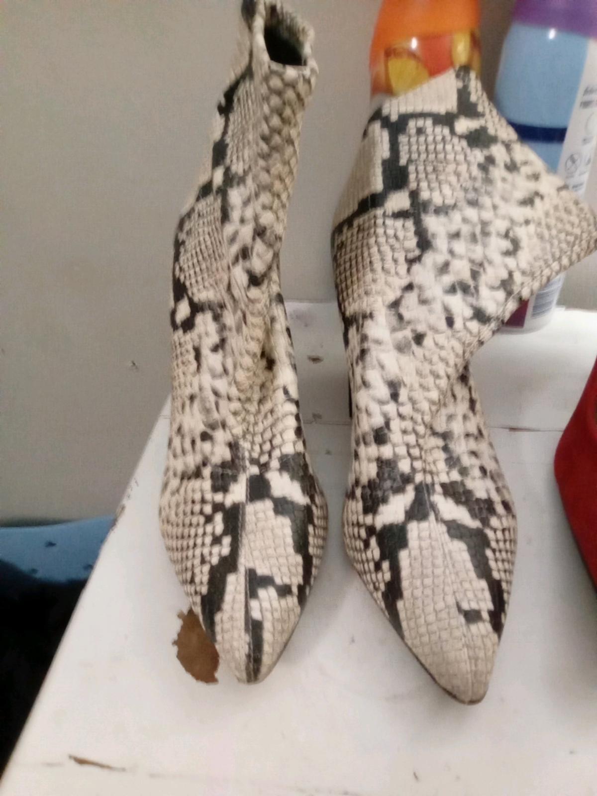 Womens boots
