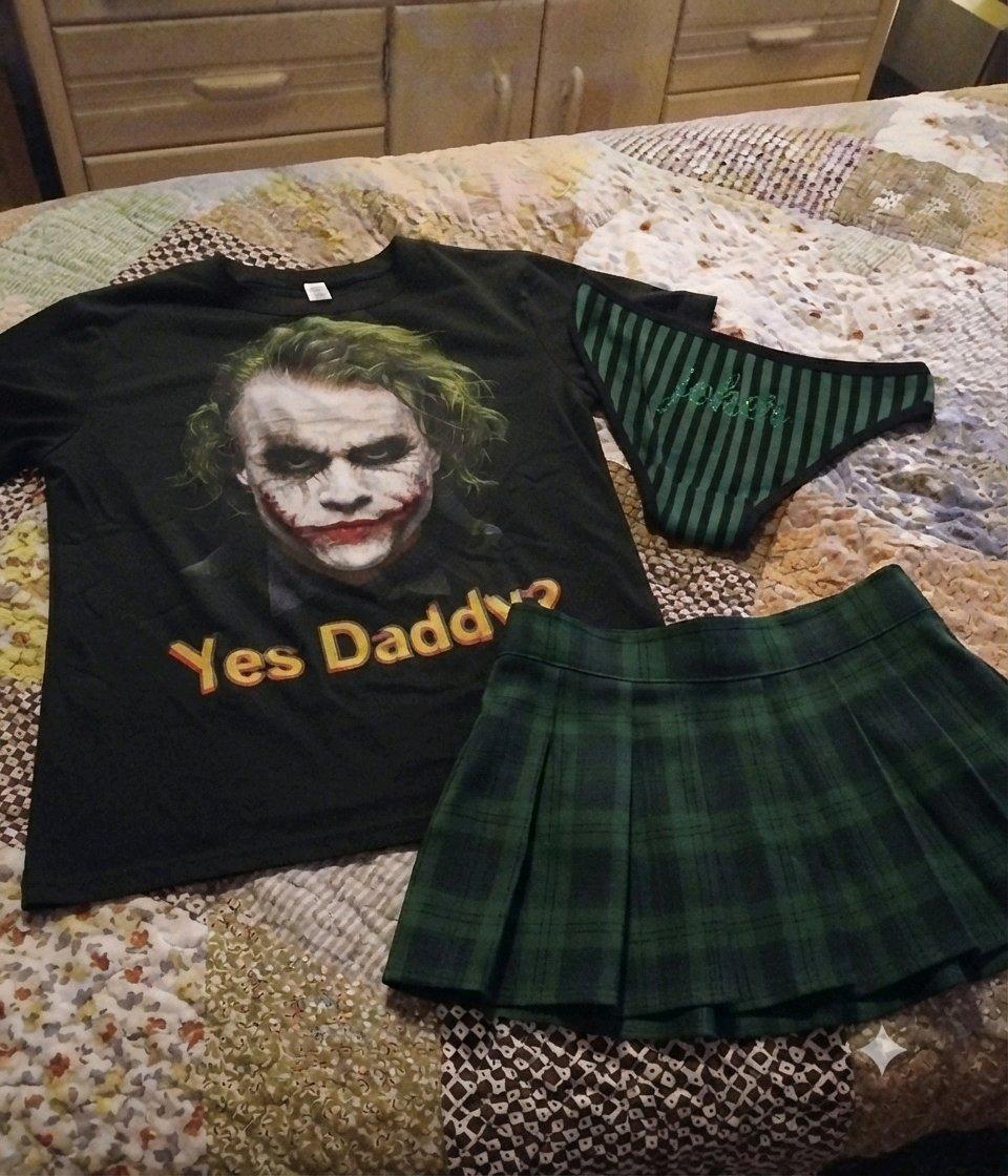 joker and brad pitt school girl outfits