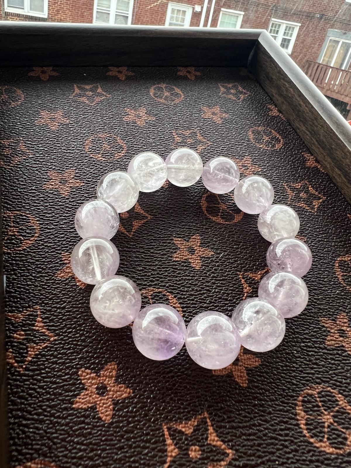18mm Oily Haze Lavender Amethyst Bracelet Natural Mist Pale