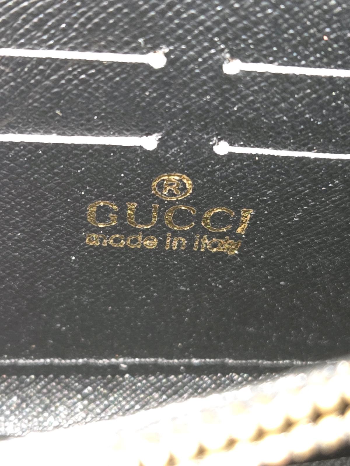 Gucci Snake GG Supreme Wallet