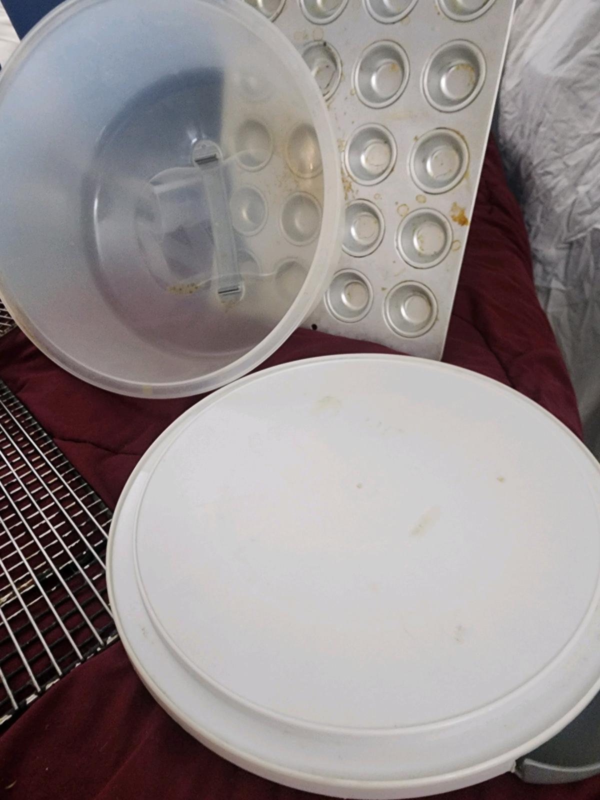 kitchen baking cast iron camping dishes