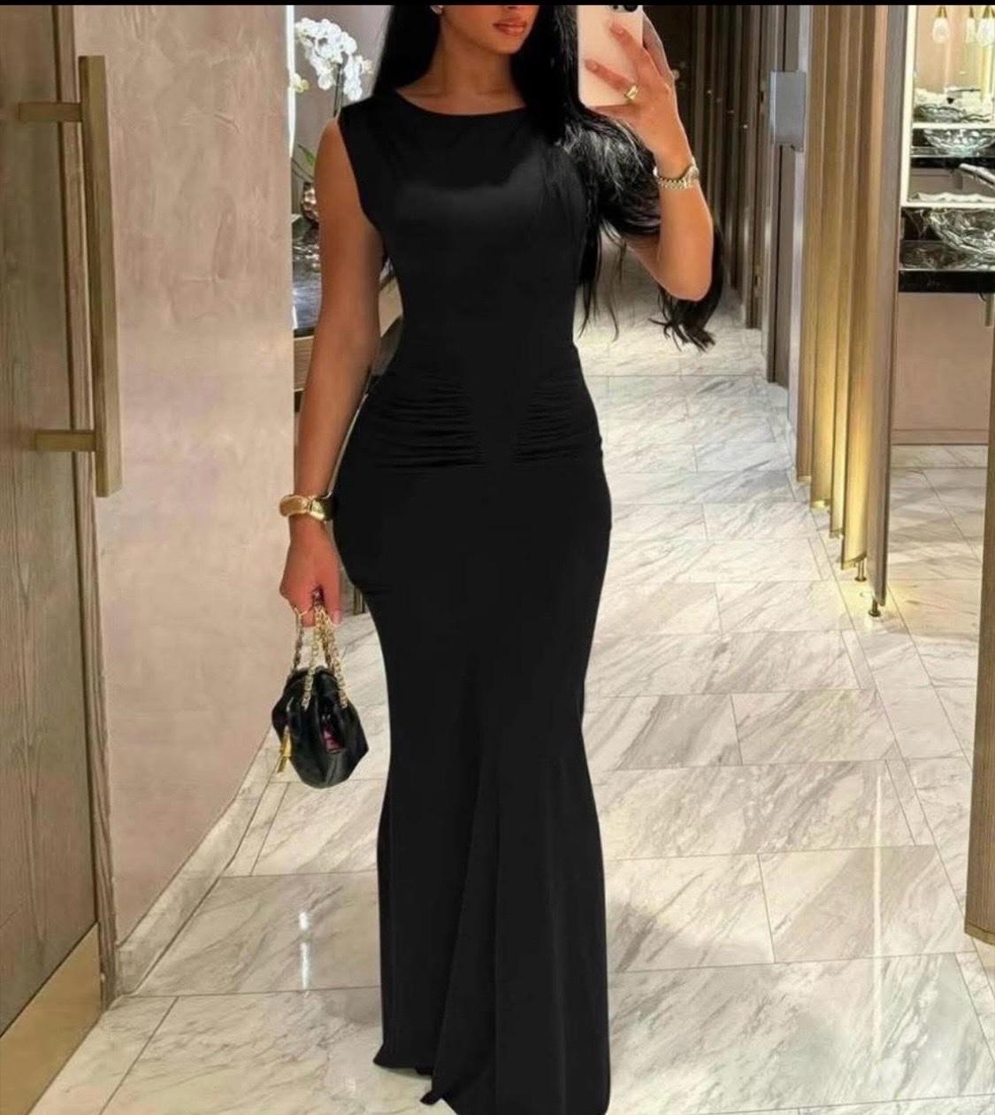 Black fitted cocktail dress lg like new