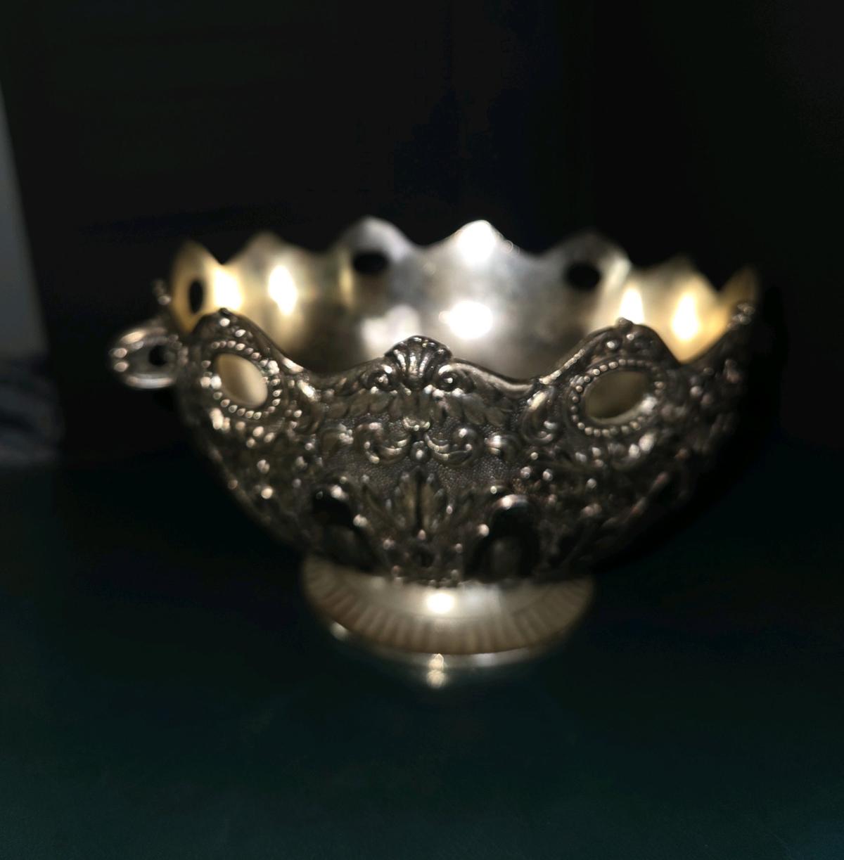 A Vintage Leonard Japan Silver Plated Pedestal Candy Dish