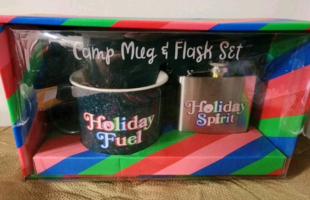 Holiday camp mug and flask set
