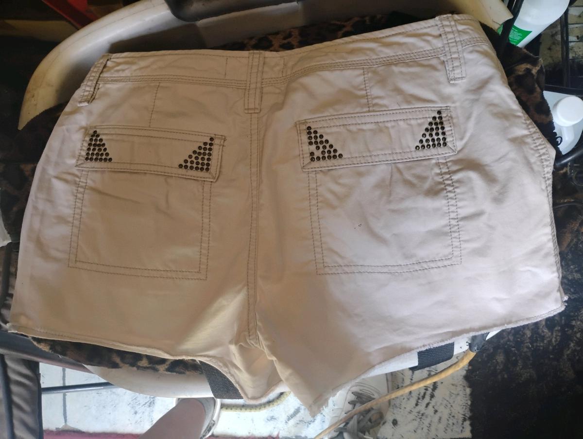 A Nice Womens Pair of Tan Shorts