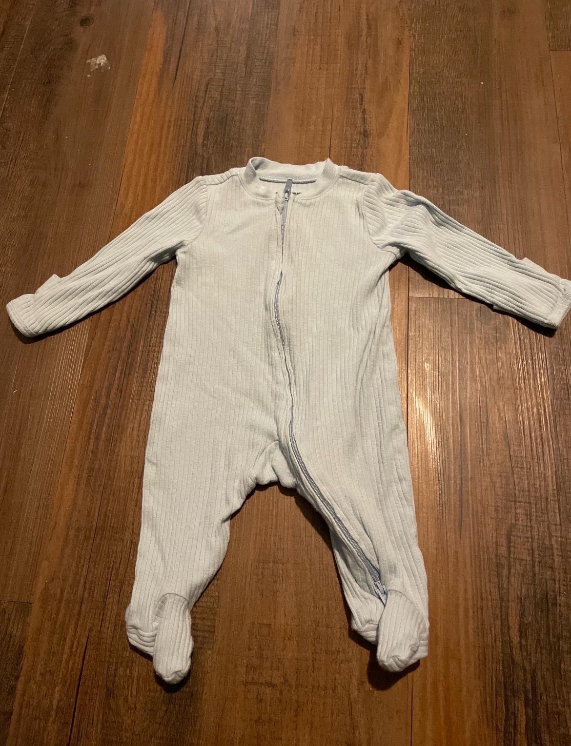 ten 0 to 3 month baby sleepers