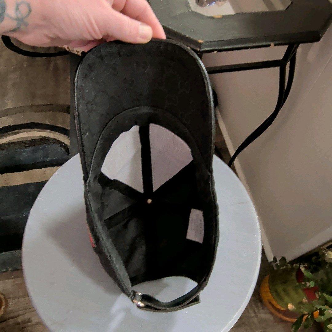 Authentic Gucci original GG canvas baseball hat