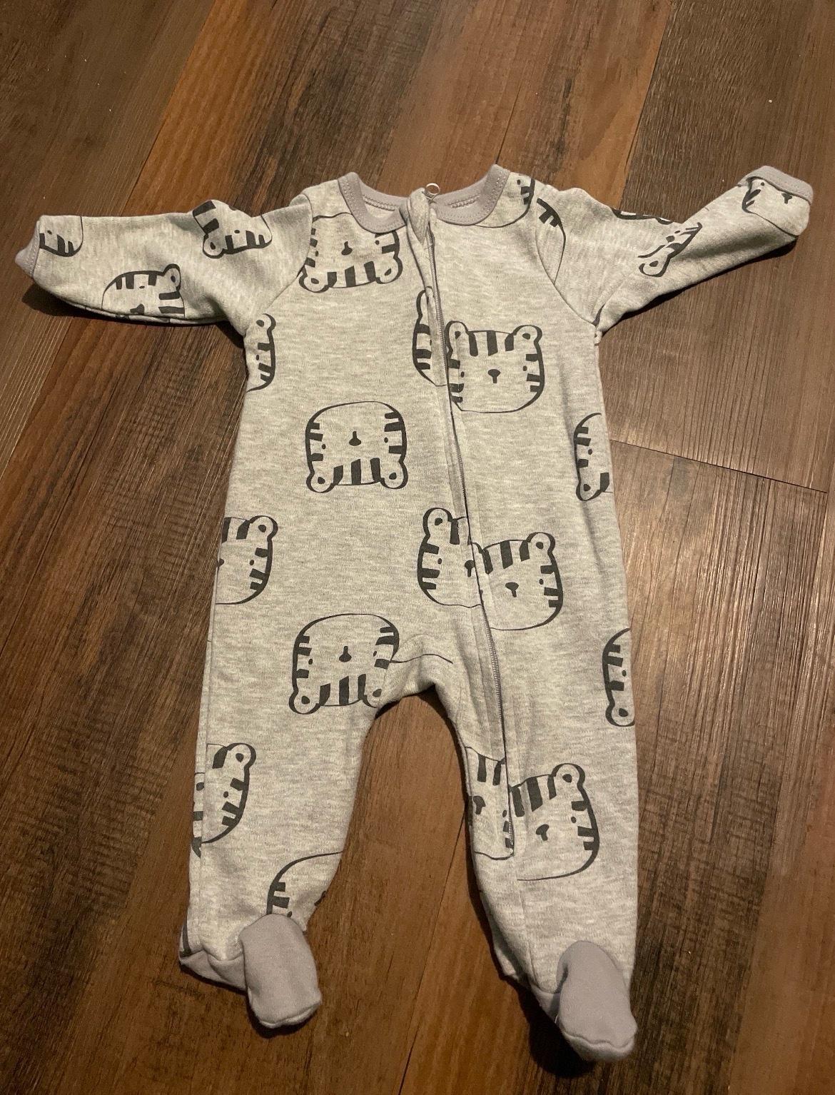 ten 0 to 3 month baby sleepers