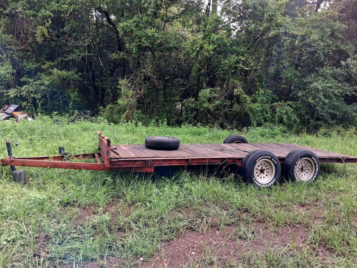 Trailer
