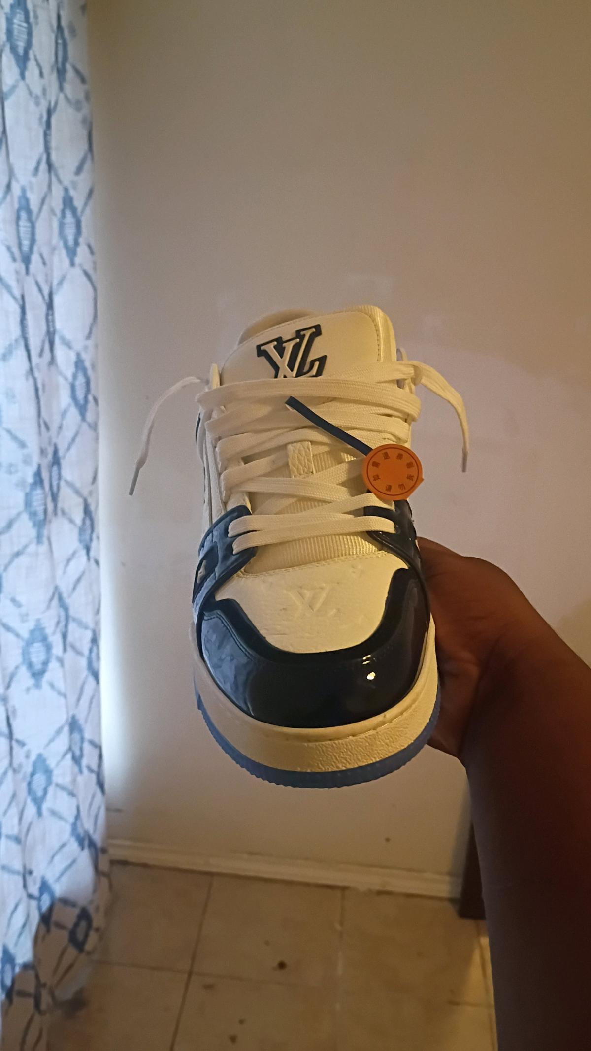 louis vuitton size 13 just throw me a offer