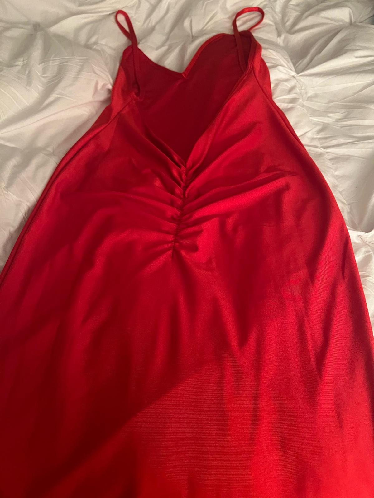 Red lg cocktail dress like new