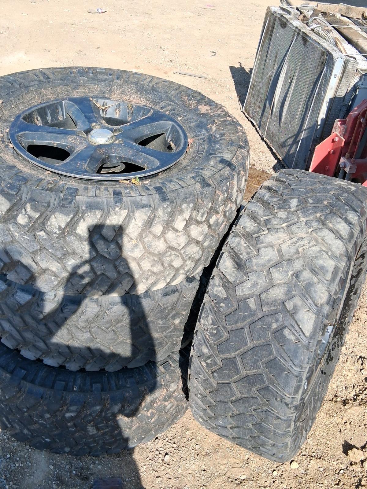4 Set Cooper Discover Rugged Trek Tires