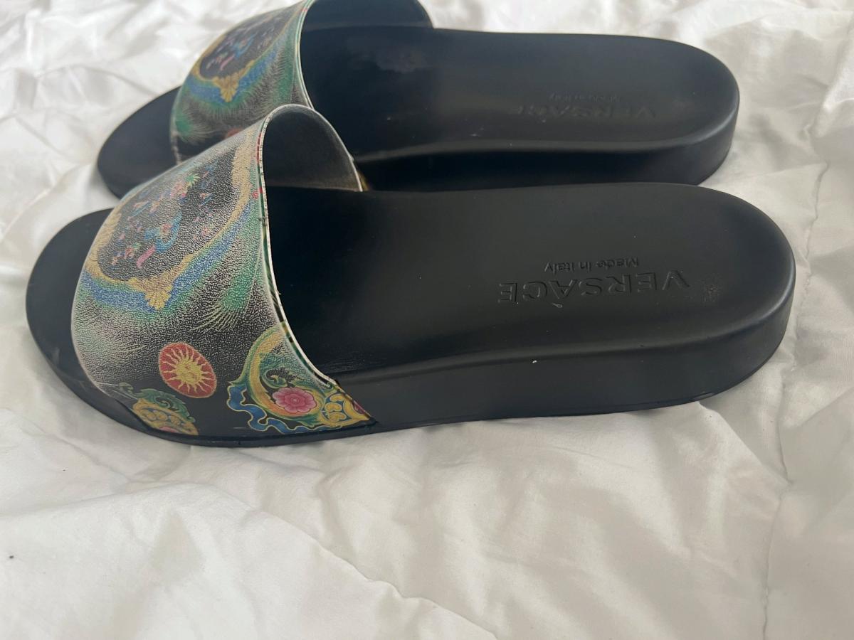 Versace Mens Slides size 9 5 shoes designer sandals slipons