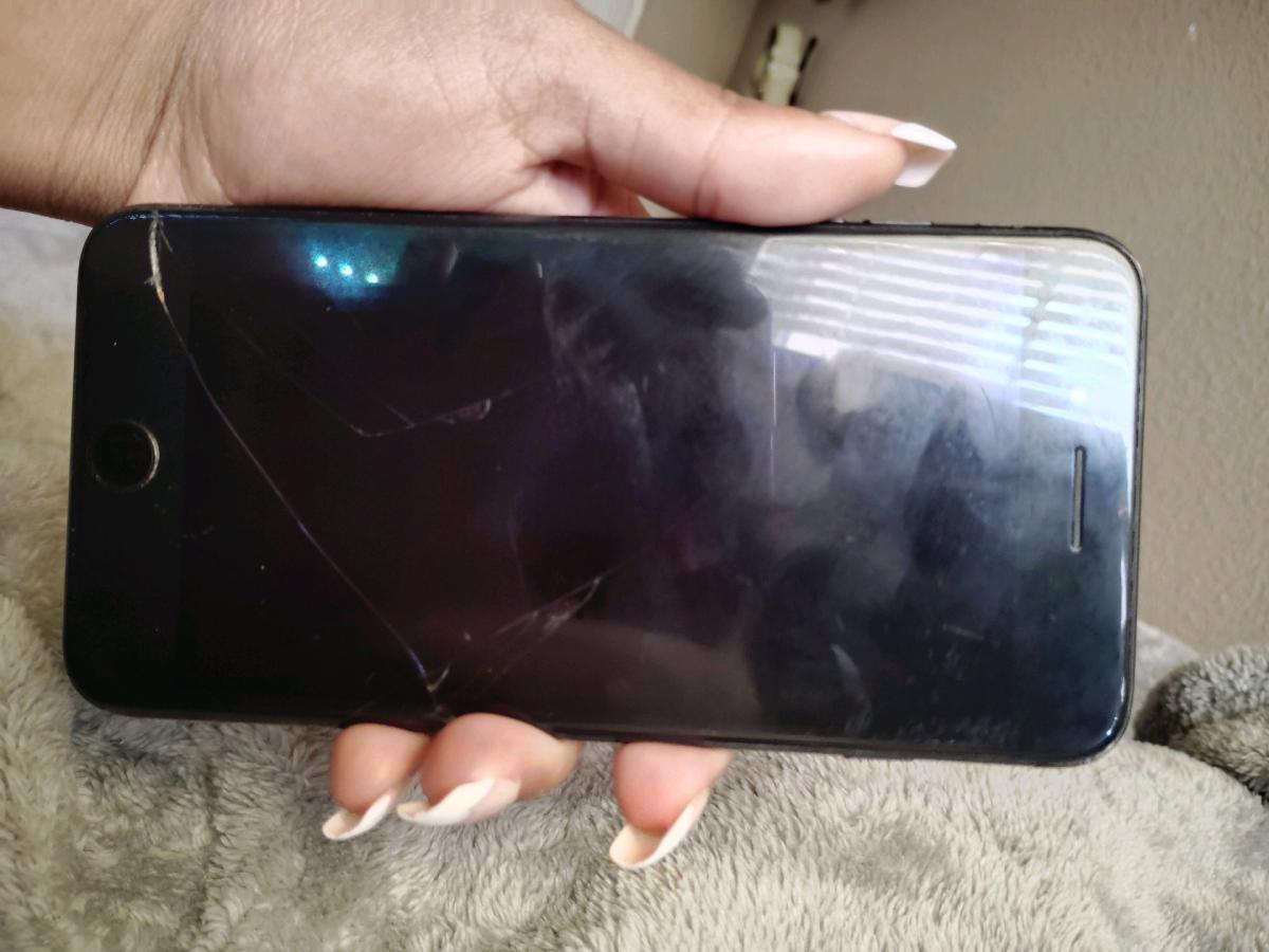 iPhone 7 plus with a cracked screen