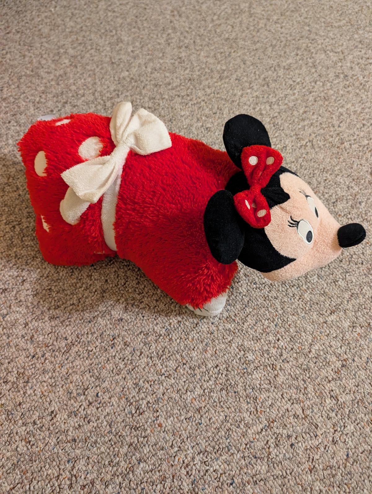 Disney Minnie Mouse red/white pillow pet