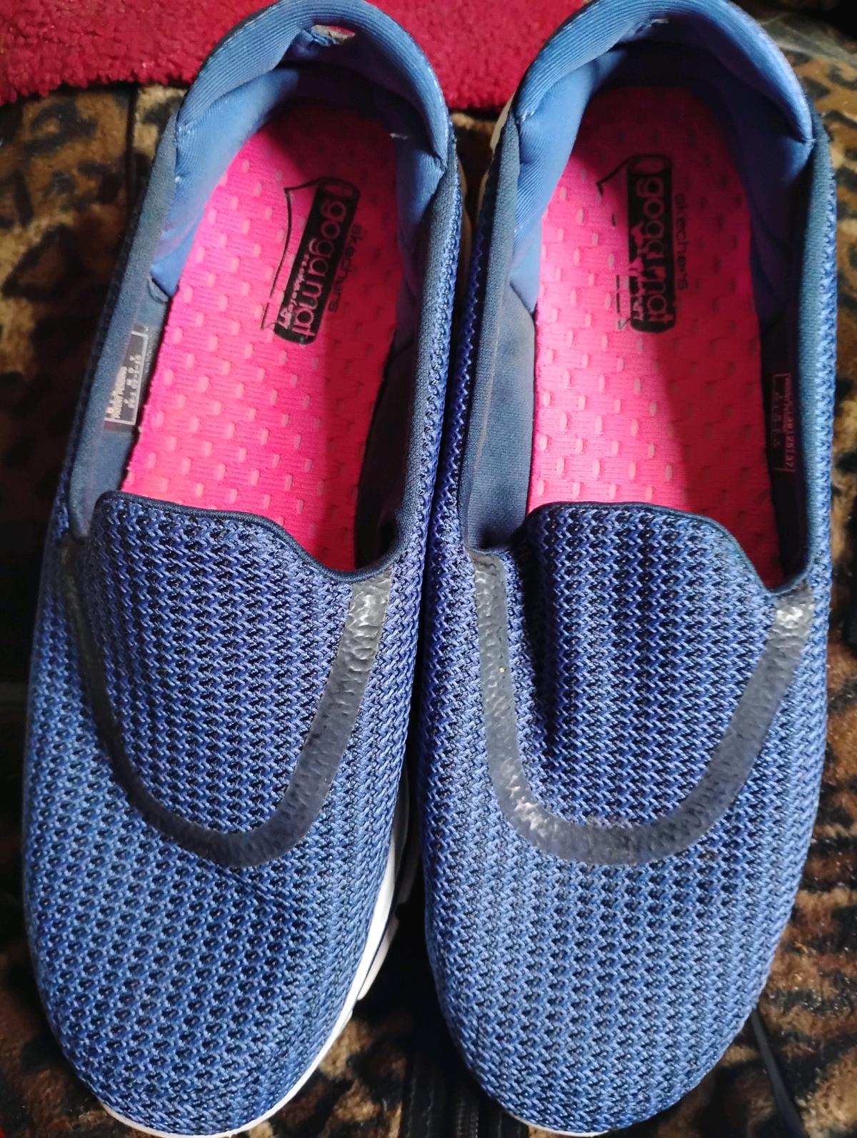 A  Nice Blue  and Pink Womens Pair of Sketchers