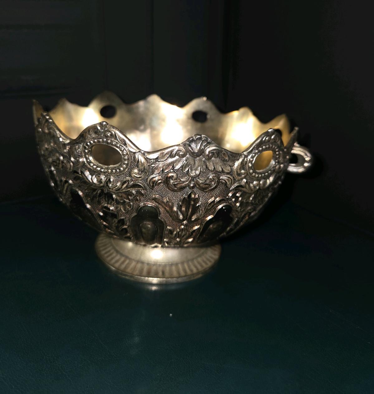 A Vintage Leonard Japan Silver Plated Pedestal Candy Dish