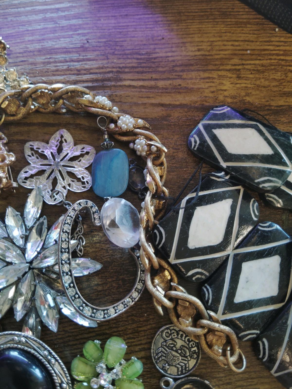 trinkets and what not