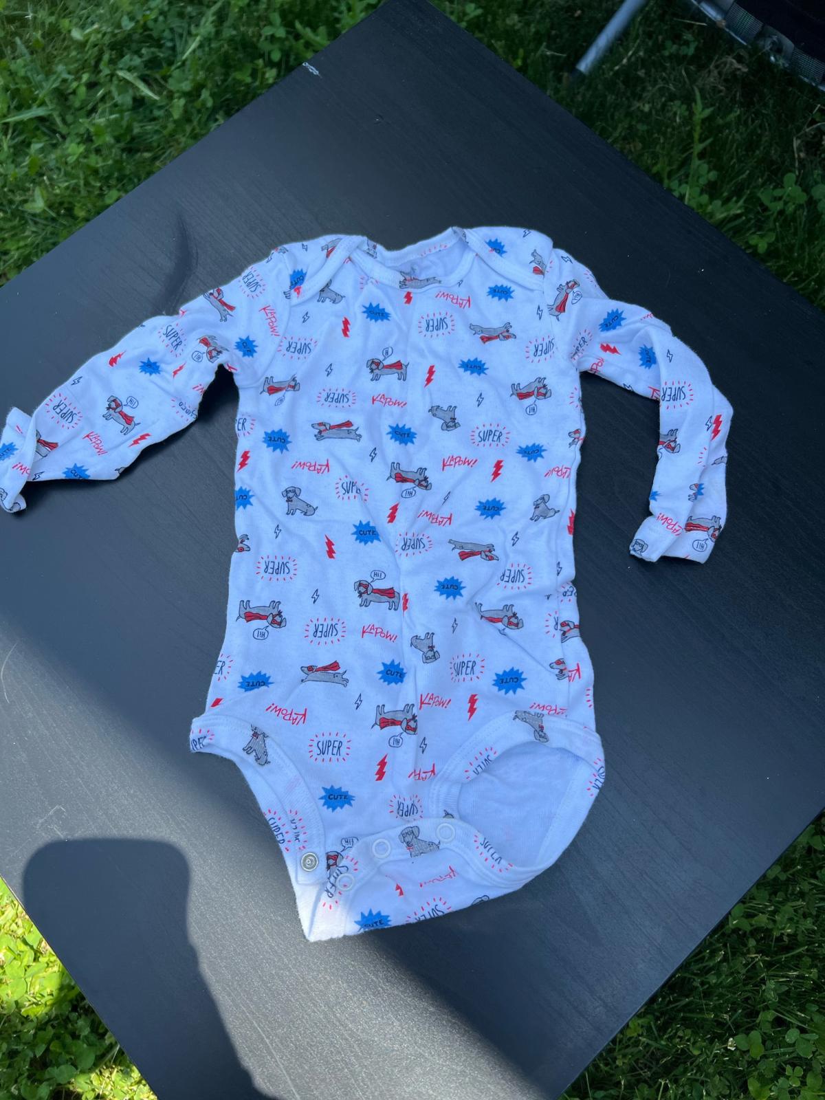 assorted onesies size 2T great condition