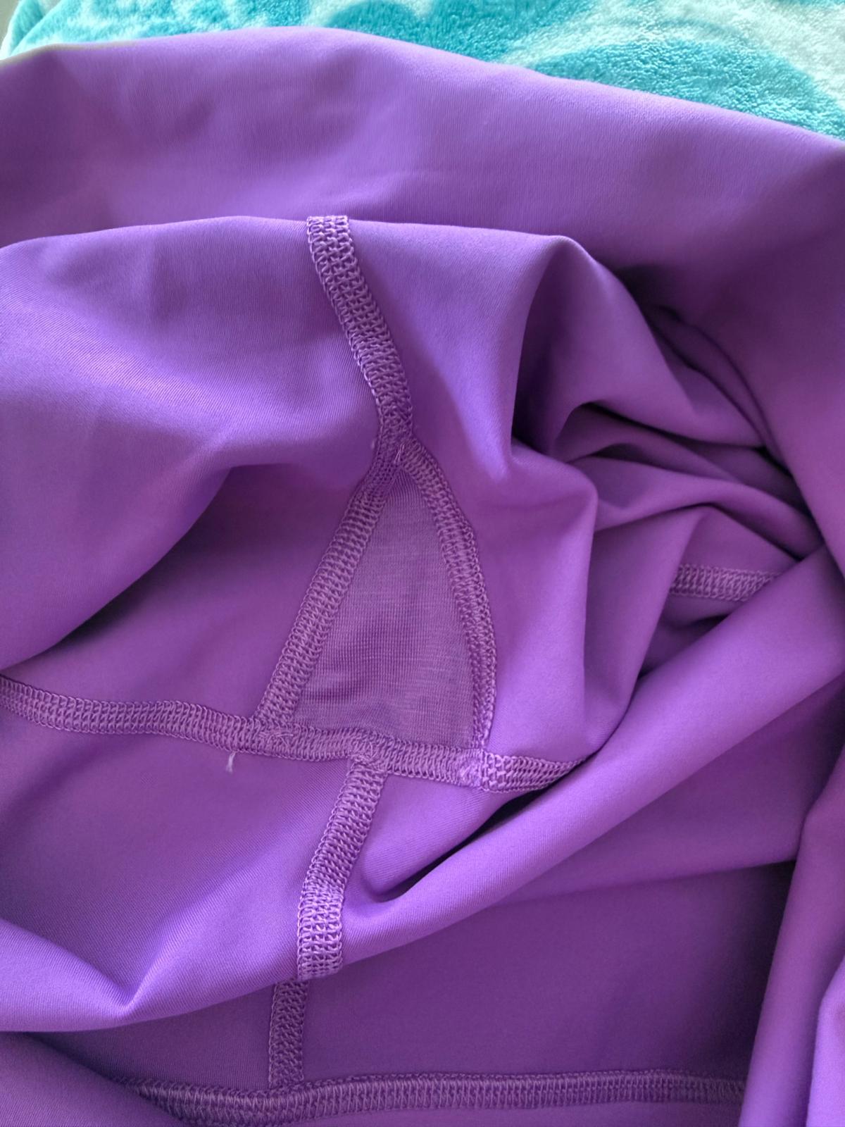 lululemon size 16 orchid purple