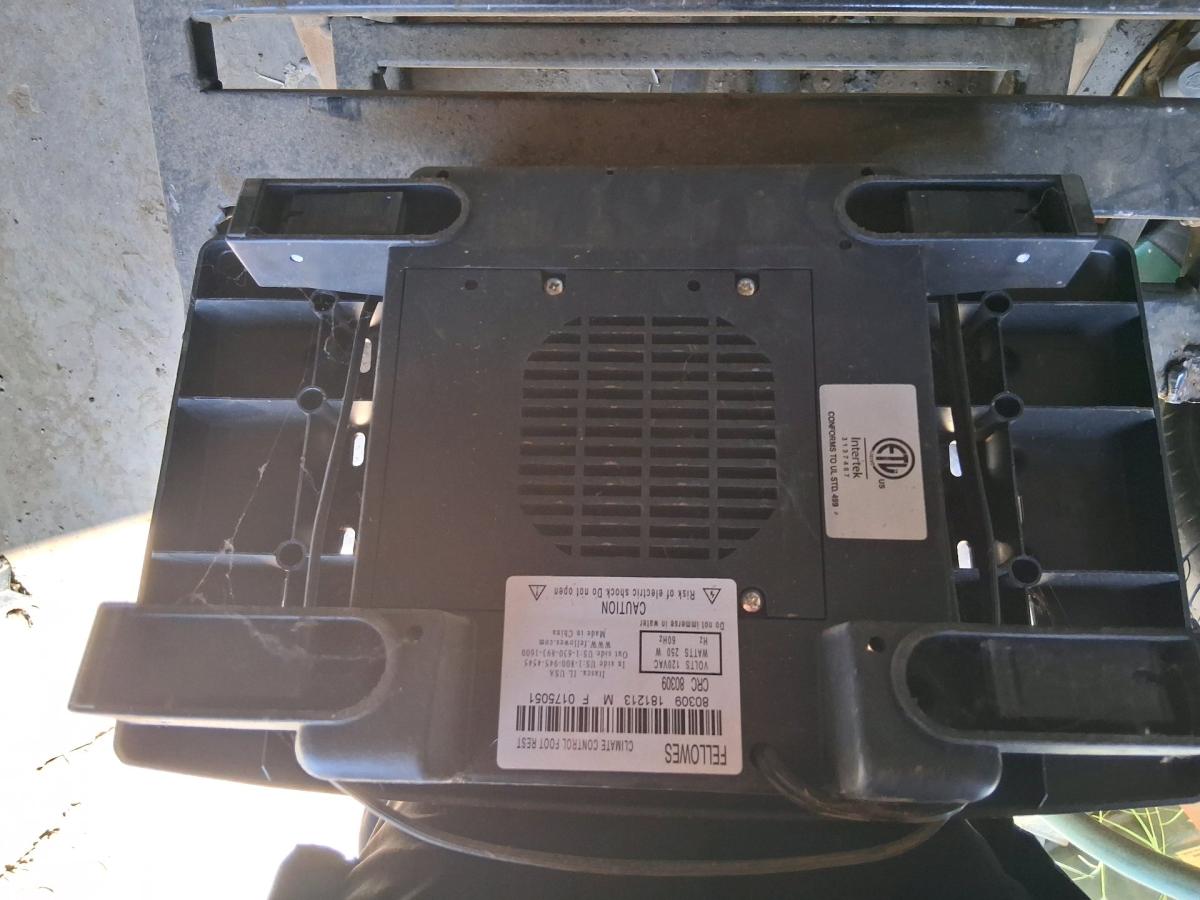 Fellowes Climate Control Footrest