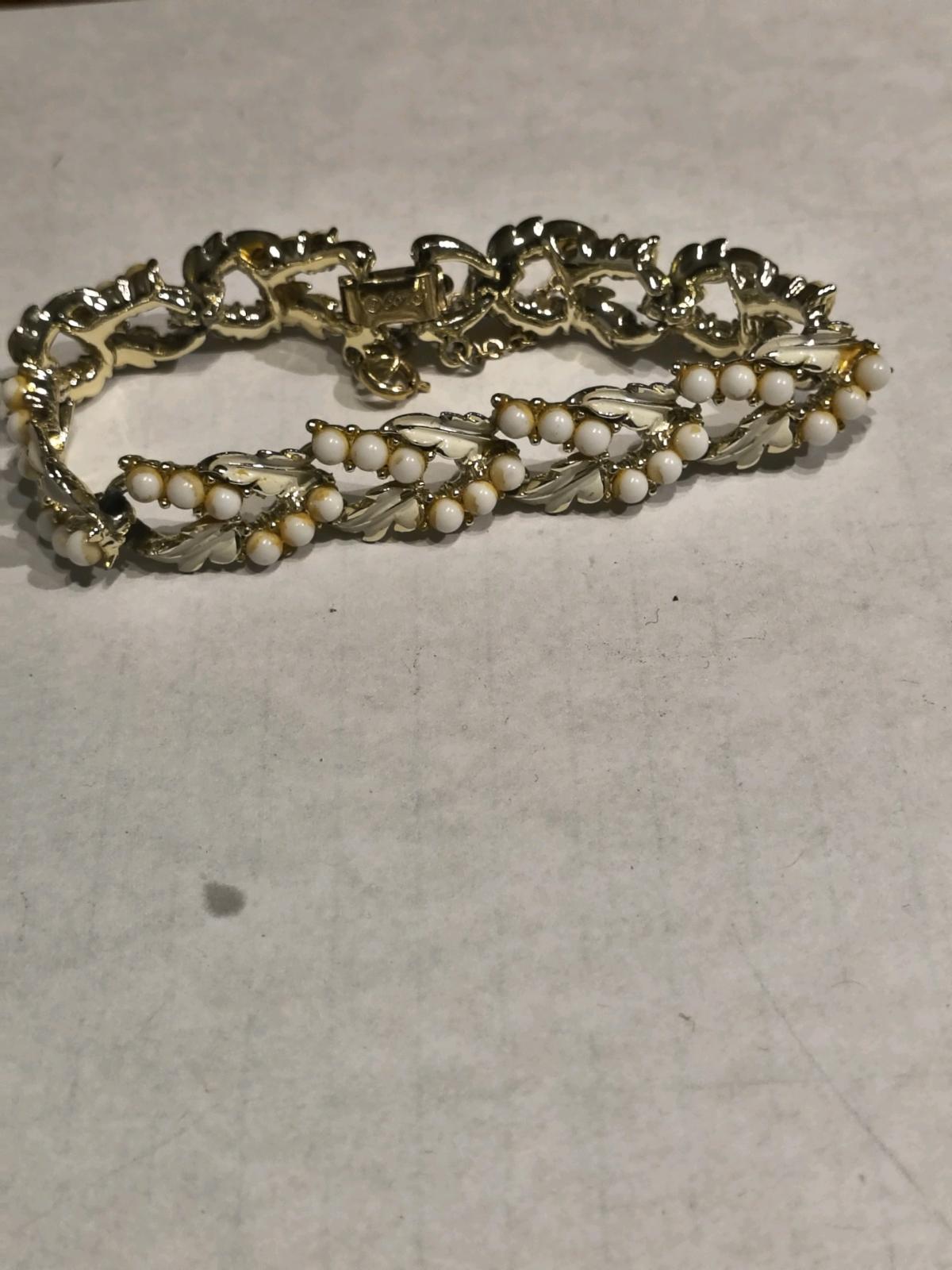 Vintage Costume Jewelry Bracelet Lot