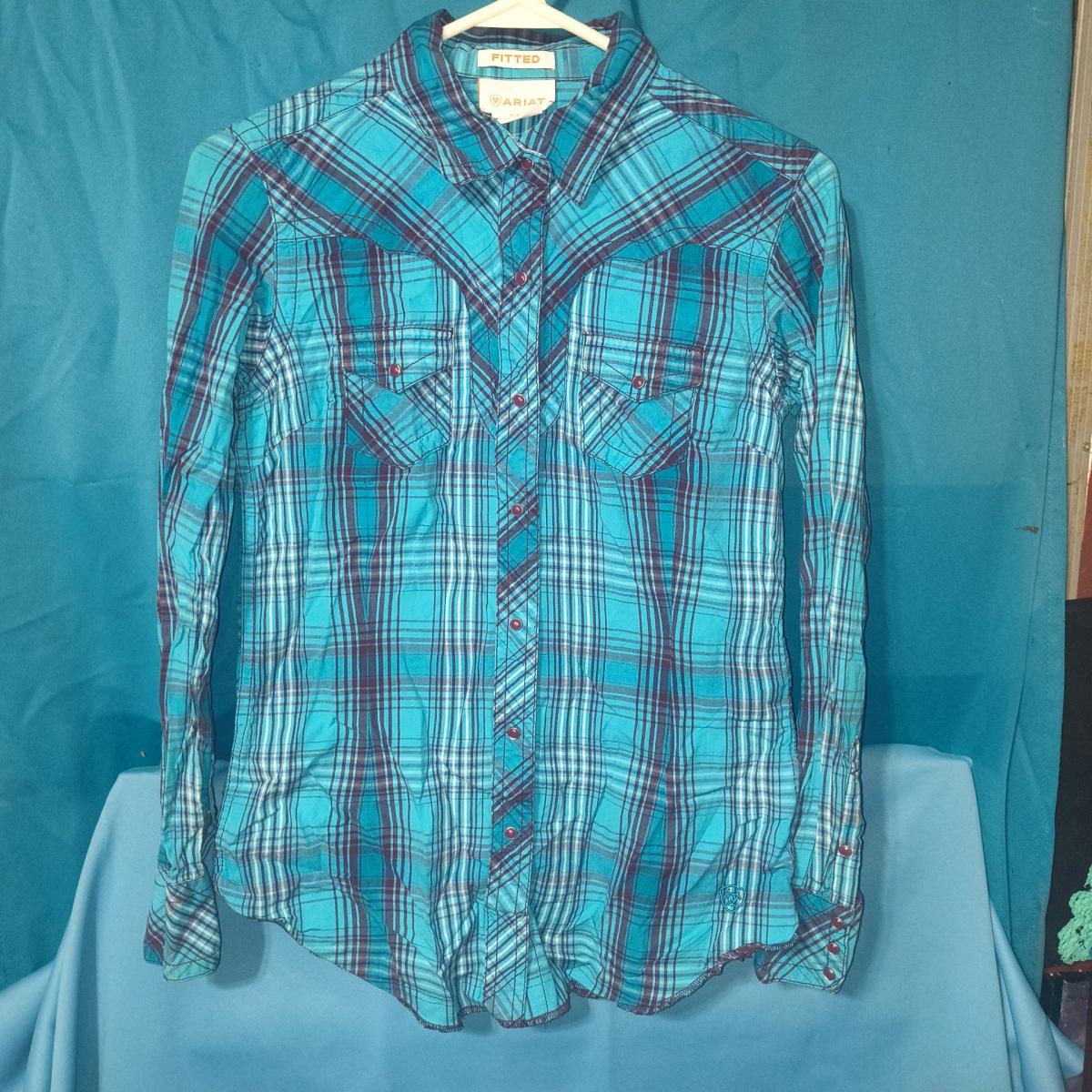 womens Ariat Plaid Button up cowgirl shirt size small